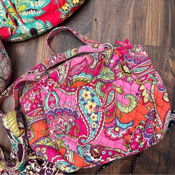 Vera Bradley Purses $20 each $25 for bags with wallets - Picture 7 of 10